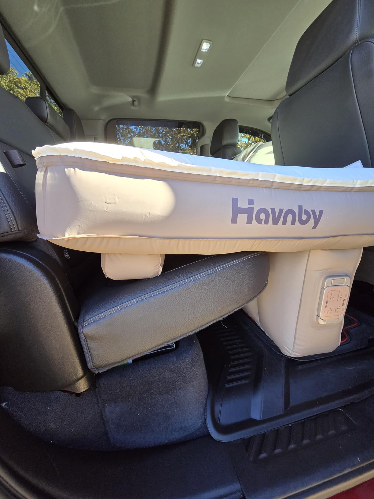 Havnby SnugNest Inflatable Pickup Truck Mattress for Ford Rear Cab | TPU Air Foam Backseat Bed, Gap-filling Air Columns, Built-in Rechargeable Pump, 70s Setup, True Flat for Nap, Camping, Road Trips customer photo 1