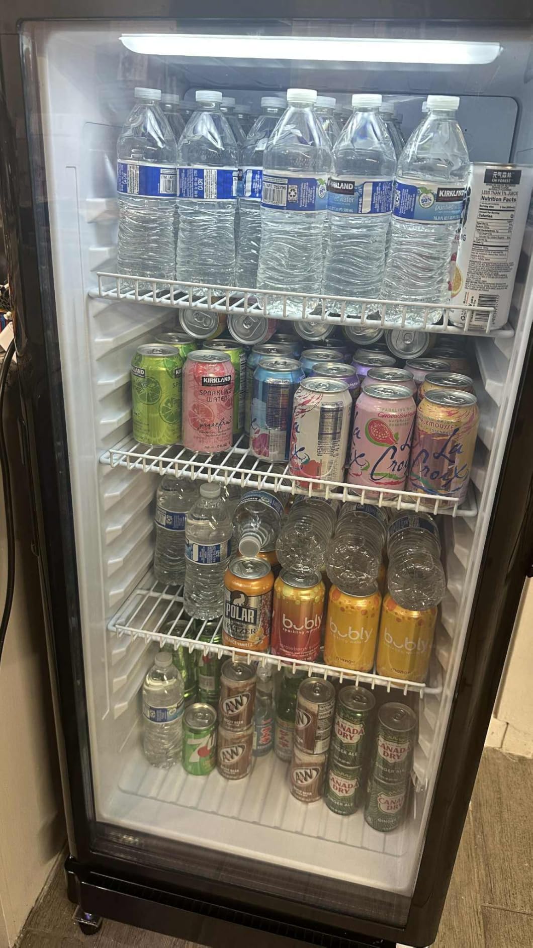 6 Cu.Ft Commercial Beverage Fridge with Glass Door | Double-Tempered Glass, Locking Key & LED, Indoor/Outdoor Use, Bar/Office/Restaurant, Adjustable Shelves, Energy Efficient customer photo 1