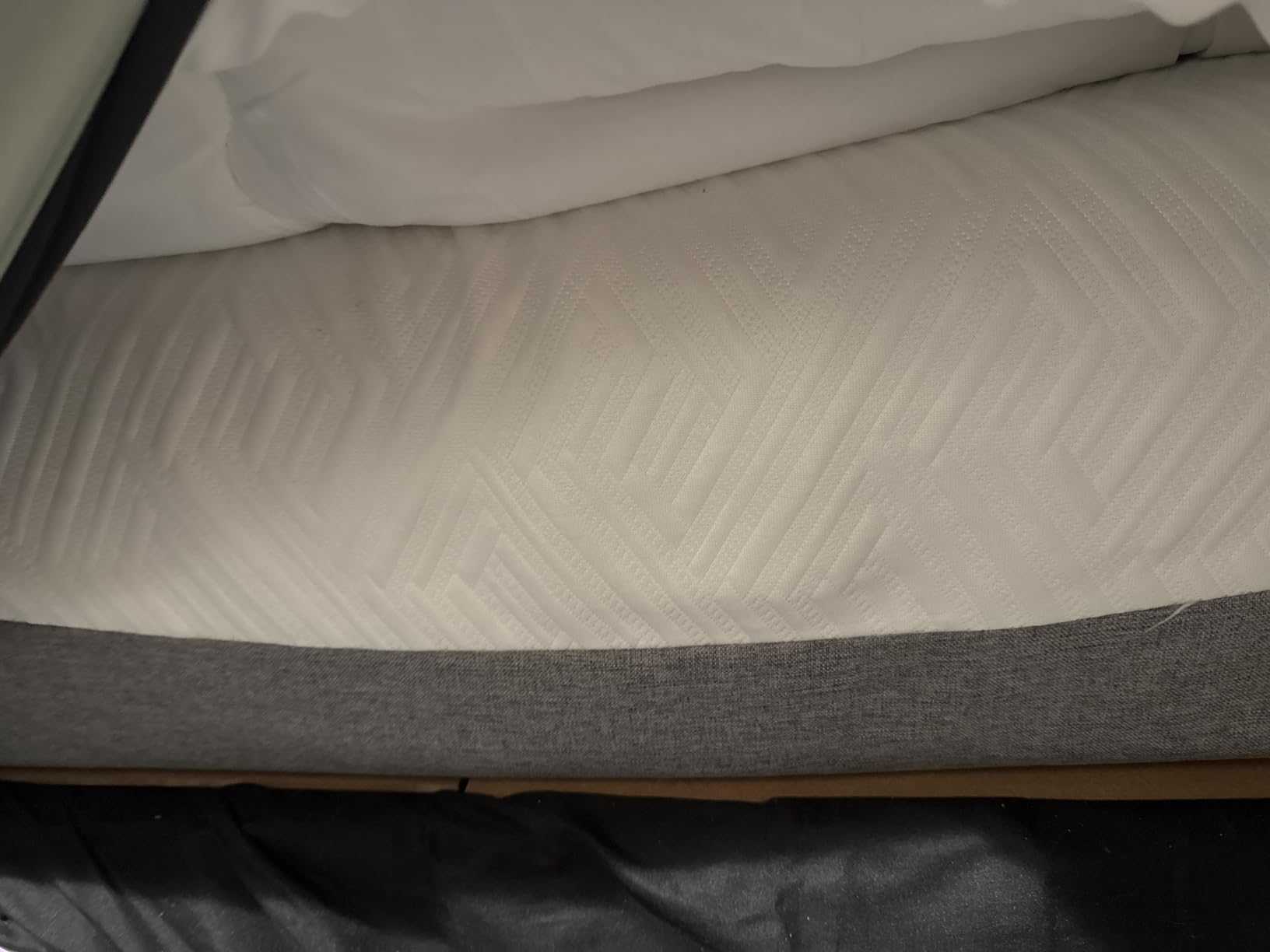 Novilla Bliss Mattress King Size, 14 Inch Gel King Memory Foam Mattress | Cooling Comfort & Pressure Relieving, Target Zoned Support for Back Pain Relief, CertiPUR US Certified Foams customer photo 2