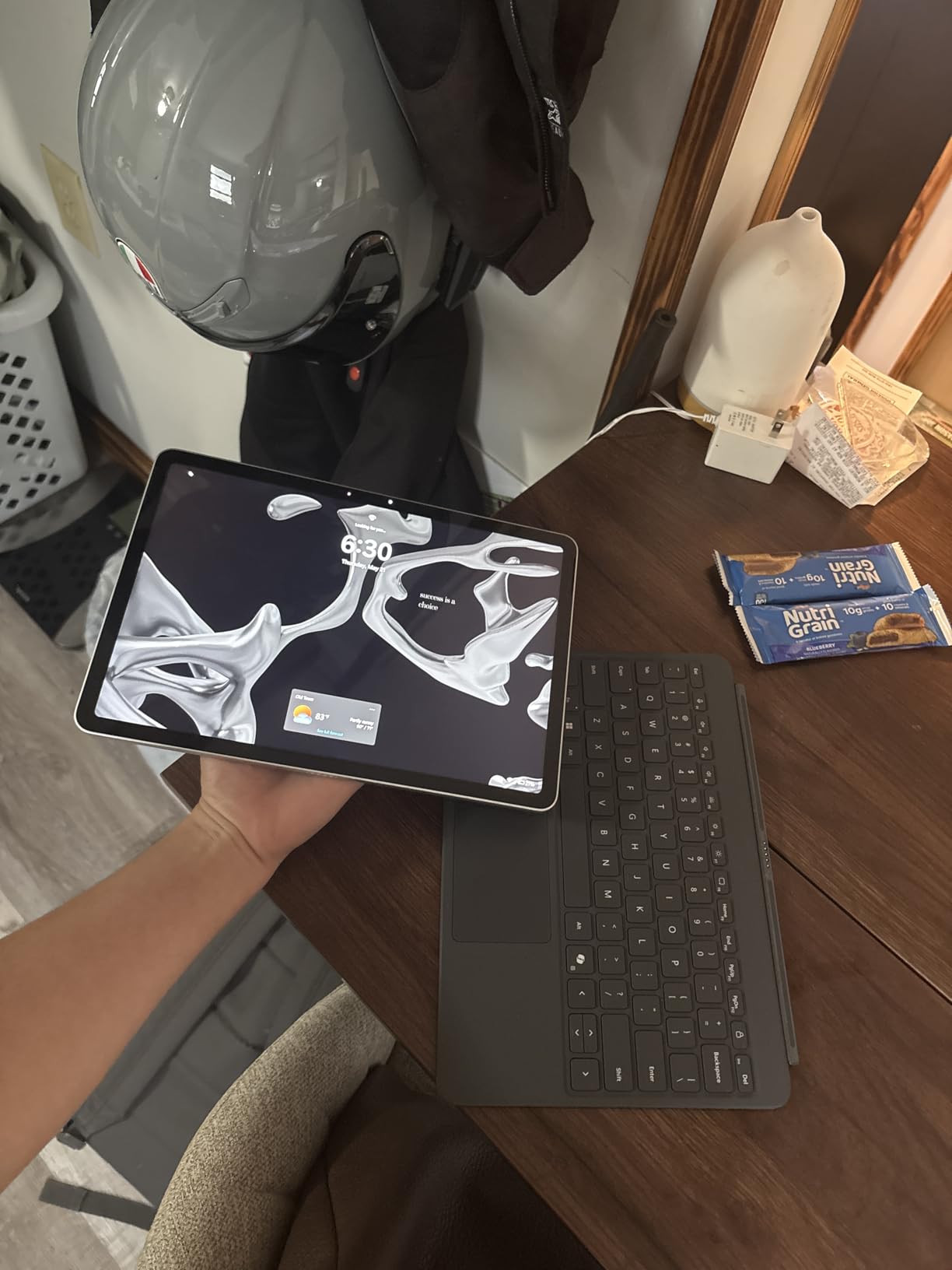 Surface Pro 2-in-1 Laptop/Tablet (2025), Windows 11 Copilot+ PC, 12