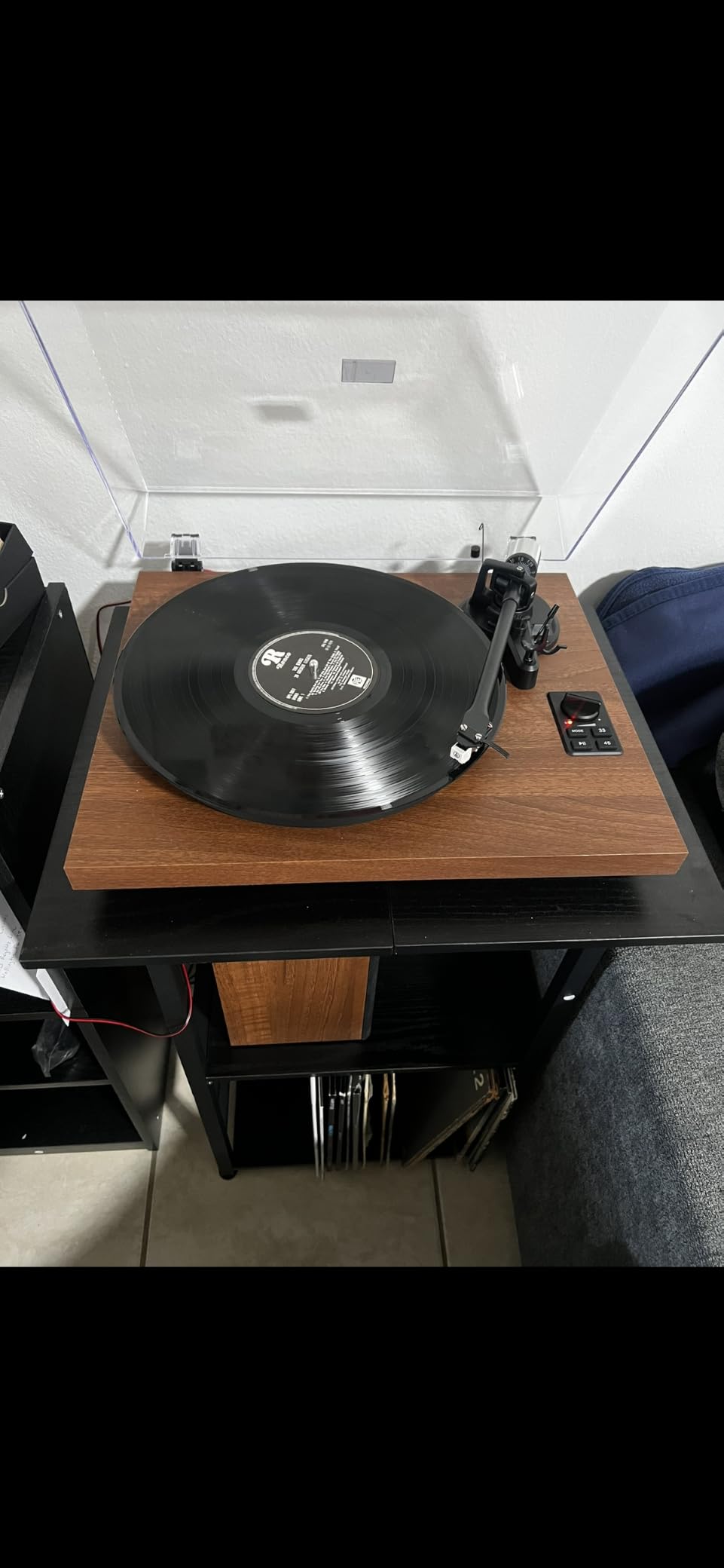 YAKANJ Record Player Stand with Extended Desktop, Large Record Player Table with Vinyl Storage, Tall Turntable Stand with Record Holder Vinyls Display Shelf for Music Room Studio, Rustic Brown customer photo 1