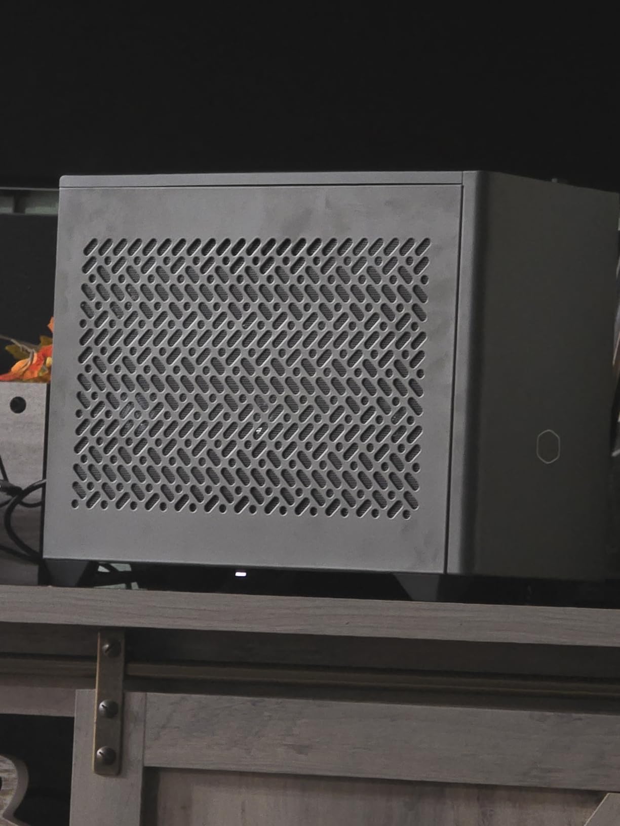Cooler Master NR2 Pro Gaming PC 9800X3D + RTX 5080 Mini ITX PC | AMD Ryzen 7 9800X3D + NVIDIA RTX 5080 16GB Gaming PC, 32GB DDR5 6000MHz, 2TB M.2 SSD, 280mm AIO Cooler, Windows 11 customer photo 2