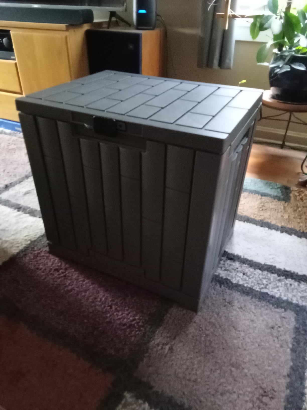 EAST OAK 120 Gallon Outdoor Storage Box | Large Resin Deck Box with Reinforced Stainless Steel Support | Waterproof & UV-Resistant Patio Storage Box for Cushions, Garden Tools & Accessories, Grey customer photo 2