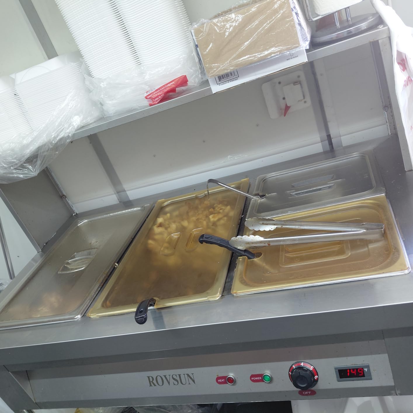 VEVOR Commercial Food Warmer, 8 Pans + 2 Pots Electric Steam Table, 1800W Professional Buffet Catering Food Warmer with Shield Undershelf Wheels customer photo 1