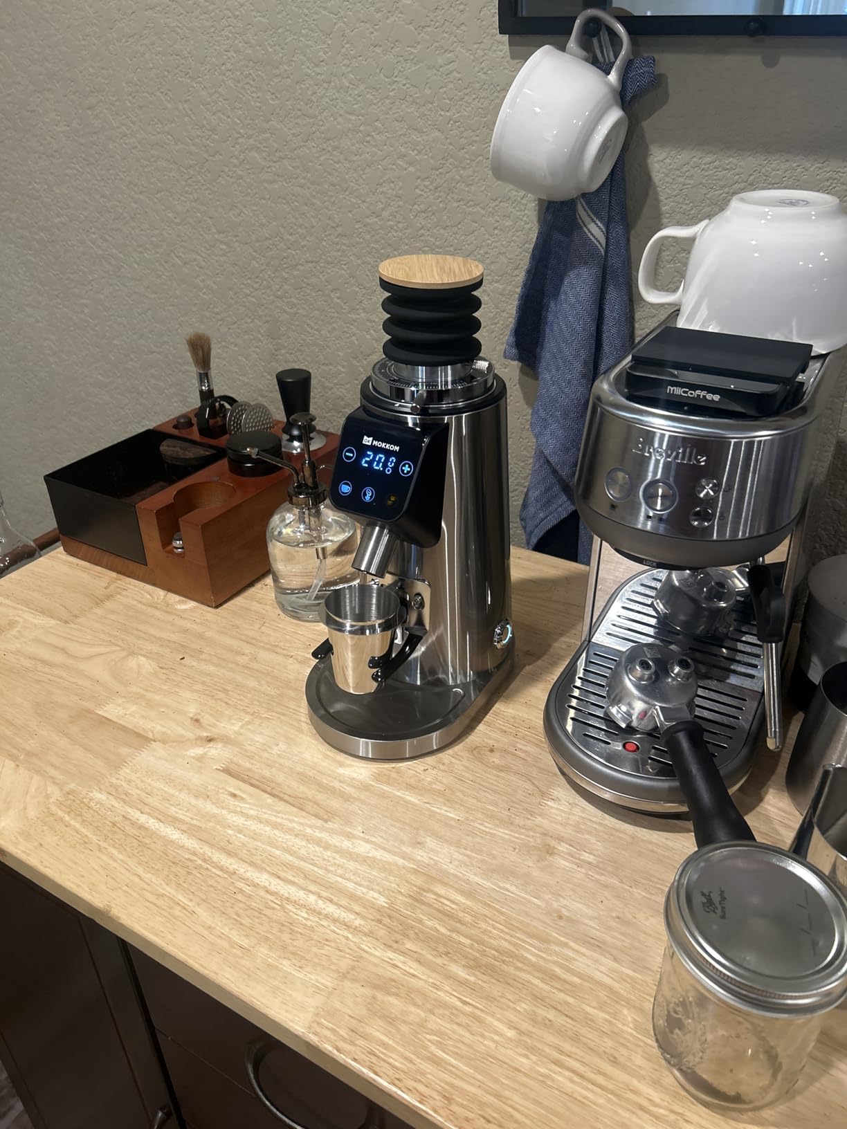 MOKKOM 64mm Flat Burr Coffee Grinder, Espresso Grinder, 100 Grind Settings | Coffee Bean Grinder with Single Dose, Anti-Static, Precision Timer, Stainless Steel Body, Espresso French Press, Pour Over customer photo 1