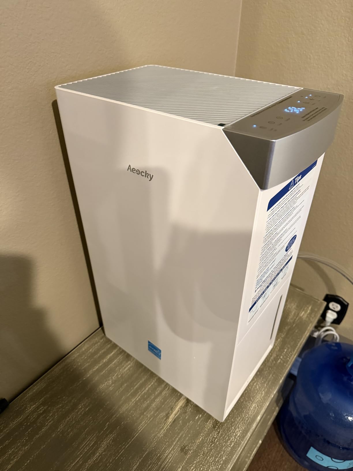 AEOCKY 4500 Sq.Ft 74 Pint/D Energy Star Version 6.0 Dehumidifier, Smart Compressor Dehumidifier with Drain Hose, Intelligent Humidistat,for Basement,Bedroom,Home,Bathroom customer photo 1