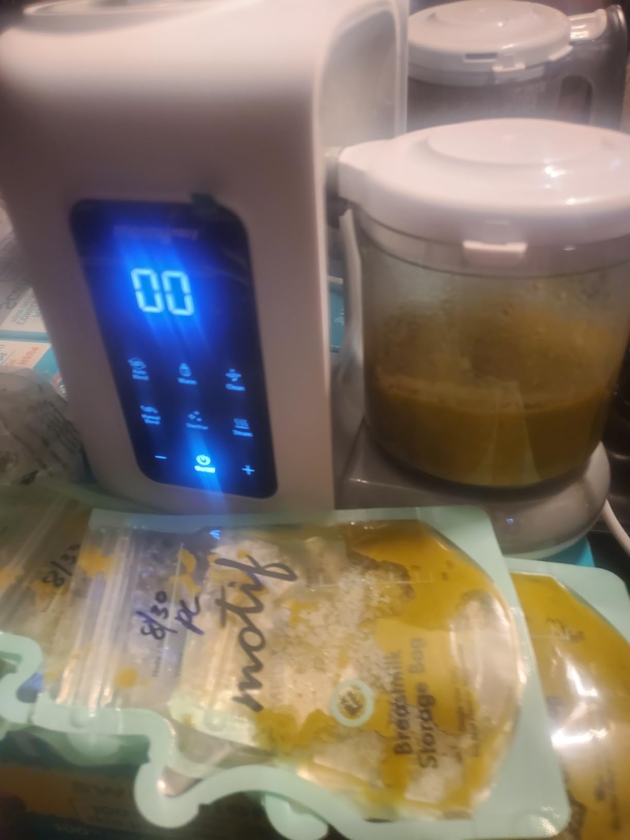 MOMYEASY Baby Food Maker, Baby Food Processor with Steam & Grinding, 5 in 1 customer photo 2