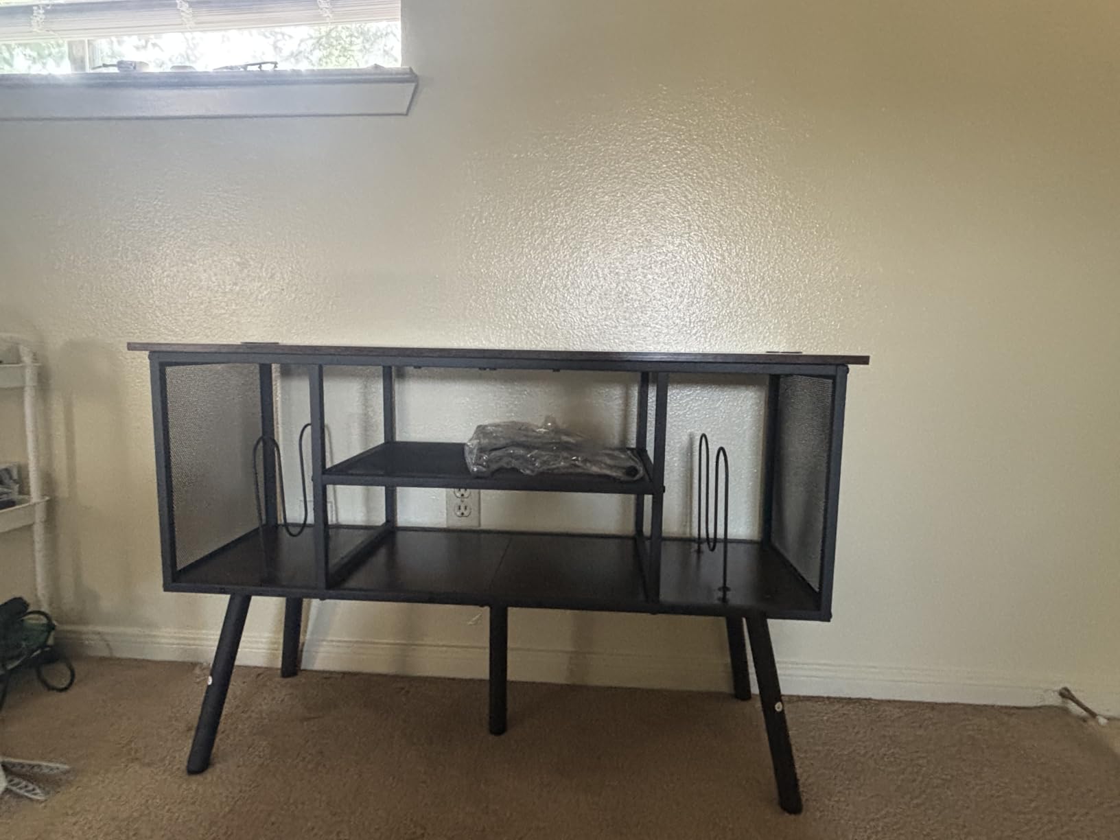 Record Player Stand with Adjustable Divider Vinyl Storage Holder Up to 200 Albums Mid-Century Large Record Player Table Vinyl Holder Turntable Stand End Table for Bedroom & Living Room, Patent Pending customer photo 1