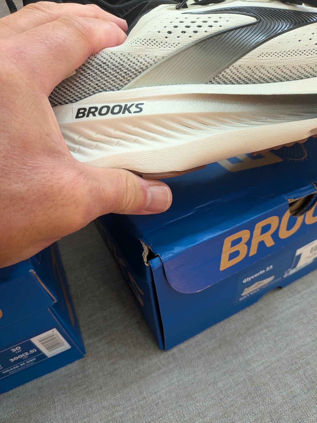 Brooks Men's Glycerin 23 Neutral Running Shoe customer photo 2