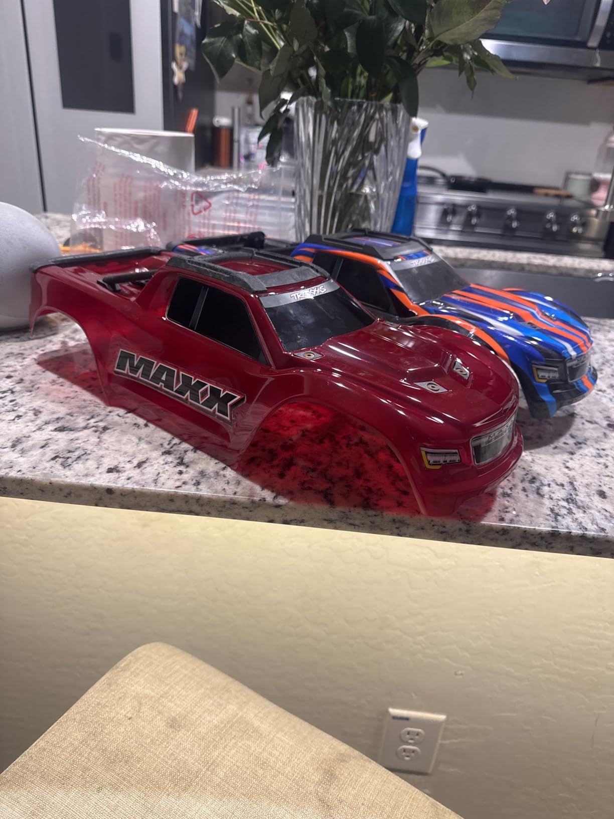 Pro-line Racing Pro-Line RC Body Spray Paint - Candy Blood Red PRO644000 customer photo 2