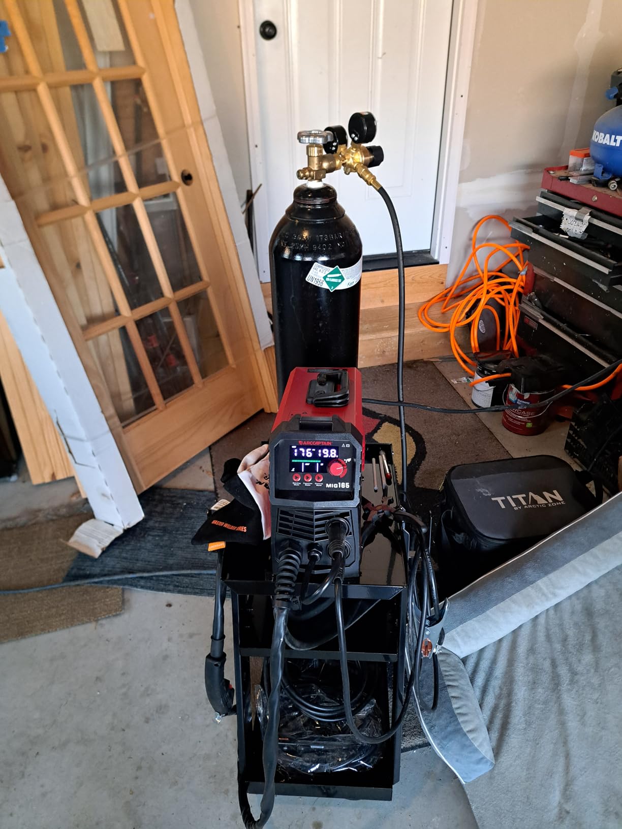 ARCCAPTAIN 165A MIG Welder 110V/220V [Large LED Display] 4 in 1 Gasless/Gas MIG/Lift TIG/Stick Welding Machine Multiprocess Welder Machine, IGBT Inverter Welder with Synergy, 2T/4T customer photo 1
