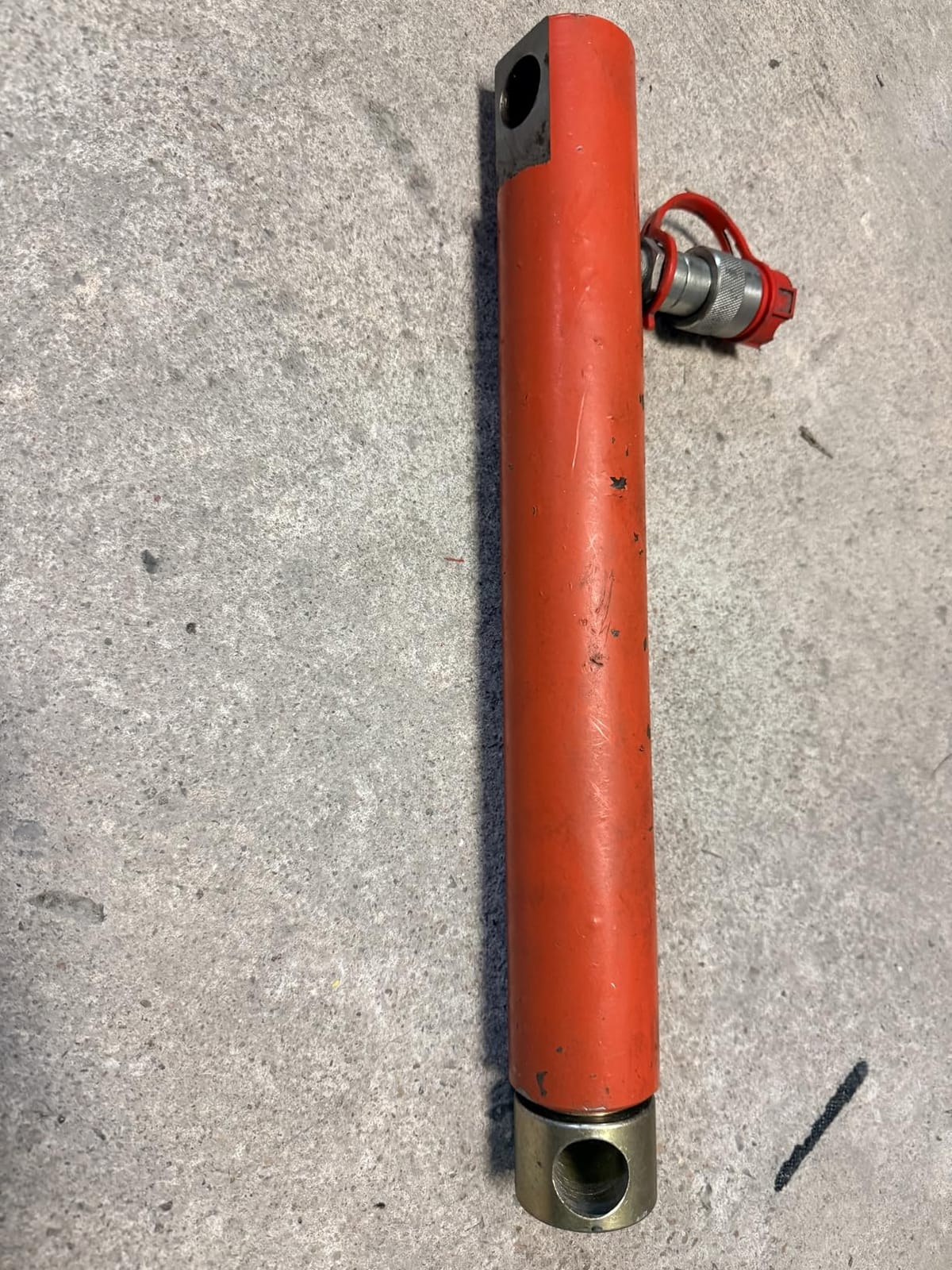 VEVOR Auto Body Frame Puller Straightener, 6T Tension Car Body Repair Equipment with 6000PSI Hydraulic Foot Pump & Swivel Post, Includes 16 Straightening Tools, for Auto Repair Shop, Sedan SUV Pickup customer photo 1