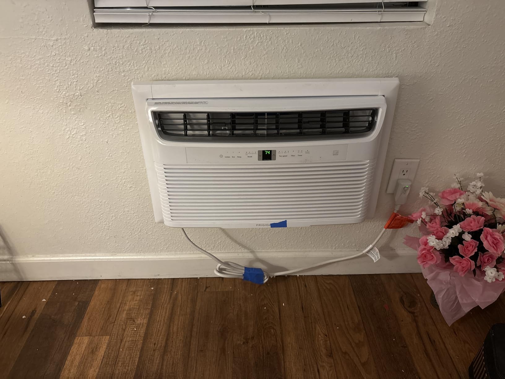 Frigidaire 12000 BTU Wall Air Conditioner with Dehumidifier, Remote Control | 115V Fan, Quiet Energy Efficient, Wall Mounted, for Home Cooling, Cools Rooms Up To 550 Sq Ft customer photo 1
