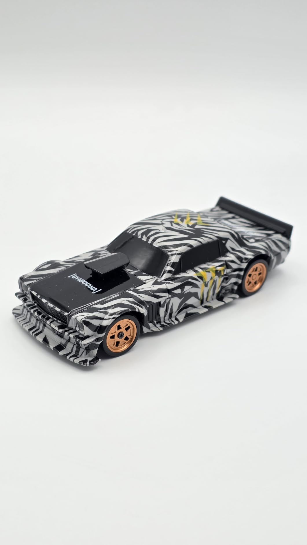 2026 Upgrade 1/43 Mini RC Drift Car with Gyroscope, 4WD RTR | Gyro Mini Drift RC Car, 1/43 RC Drift Car Toys for Kids Ages 8-14, Birthday Gifts for Boys Girls, 2 Tire Sets, 8 Cones customer photo 2