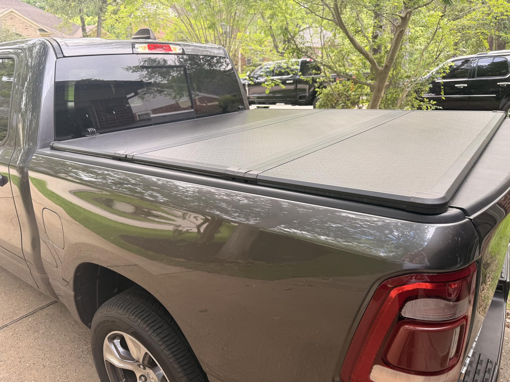 Hard Tri-Fold Truck Bed Tonneau Cover Compatible with 2009-2026 Dodge Ram 1500 & 2500 5.7ft Bed Without Ram Box (67.4