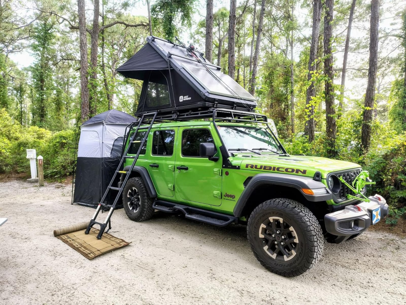 Solar Panel Rooftop Tent Hard Shell with Winter Thermal Layer | Aluminum Pop Up Roof Top Tent Hardshell with USB Outlet, Luggage Bar, 4 Season Camping customer photo 2