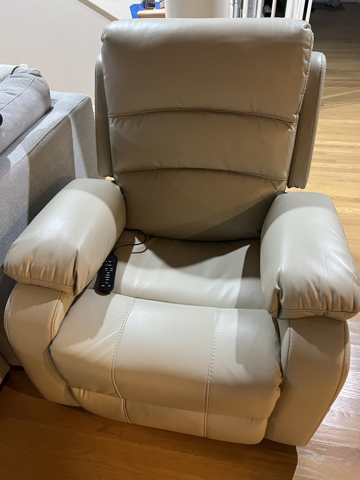 EONIX Dual Motor Zero Clearance Wall Hugger Recliner, Cream White | Adjustable power headrest, breathable upholstery, USB and USB-C ports for compact rooms and RVs customer photo 1