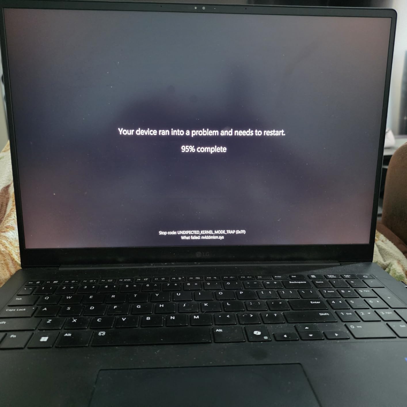 LG gram Pro 17-inch Lightweight Laptop Computer, Intel Evo Edition Powered by Intel Core Ultra9 285H Processor, NVIDIA RTX5050, Windows 11 Home, 32GB RAM, 2TB SSD, Black customer photo 1