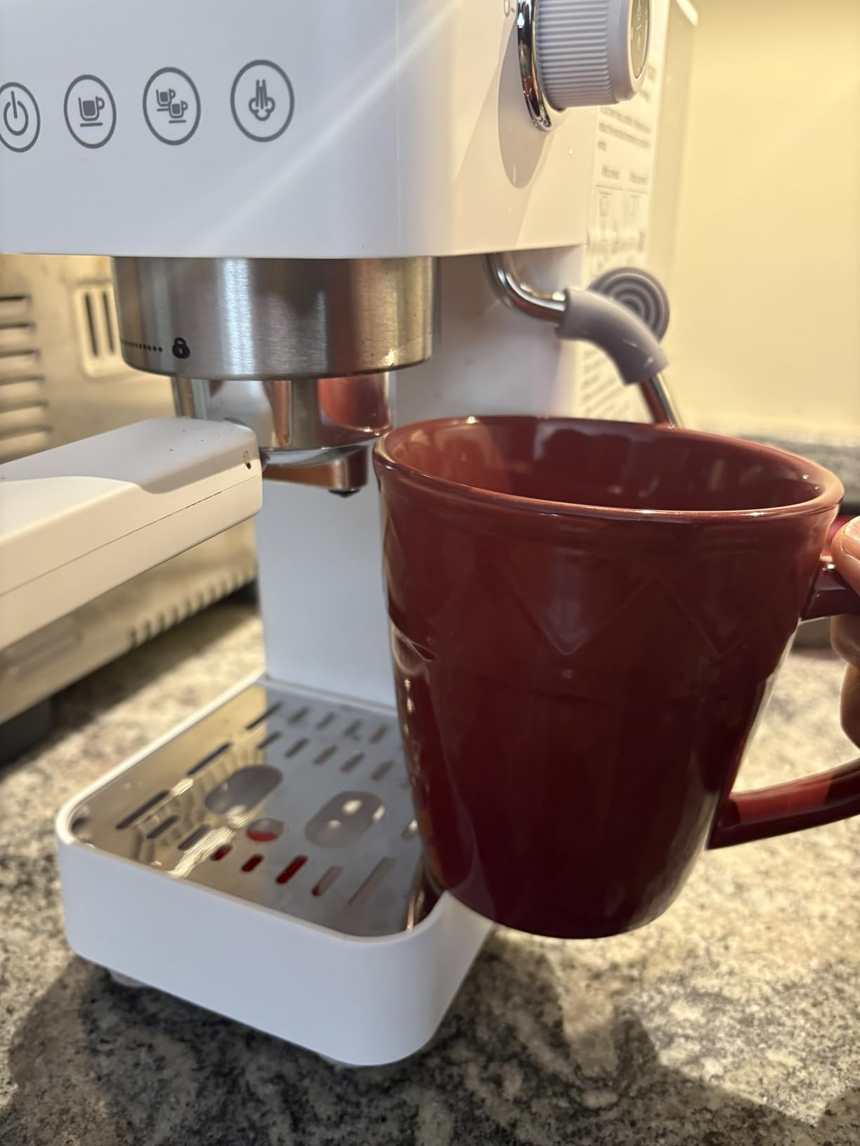 AMZCHEF Compact Espresso Machine 20 Bar, Americano, Latte & Cappuccino | Easy One-Touch Brewing, 30s Heat-Up, Stable PID Control, Easy Milk Frothing, Compact Design, 50oz Tank, White customer photo 1