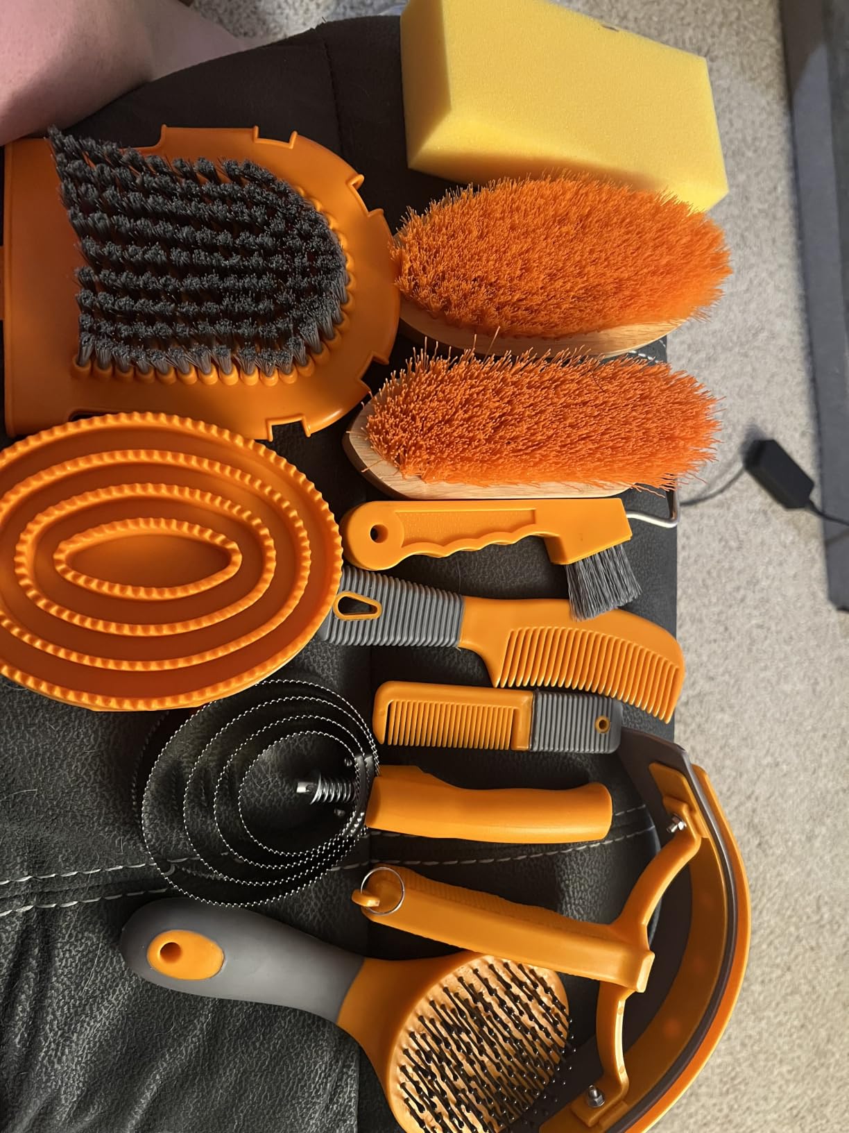 Horse Grooming Kit, 12-Piece Horse Brush Set with Storage Tote, Grey - 12-piece grooming kit with storage tote for coat, mane, bathing and hoof care, keeping horse tools organized and ready customer photo 1