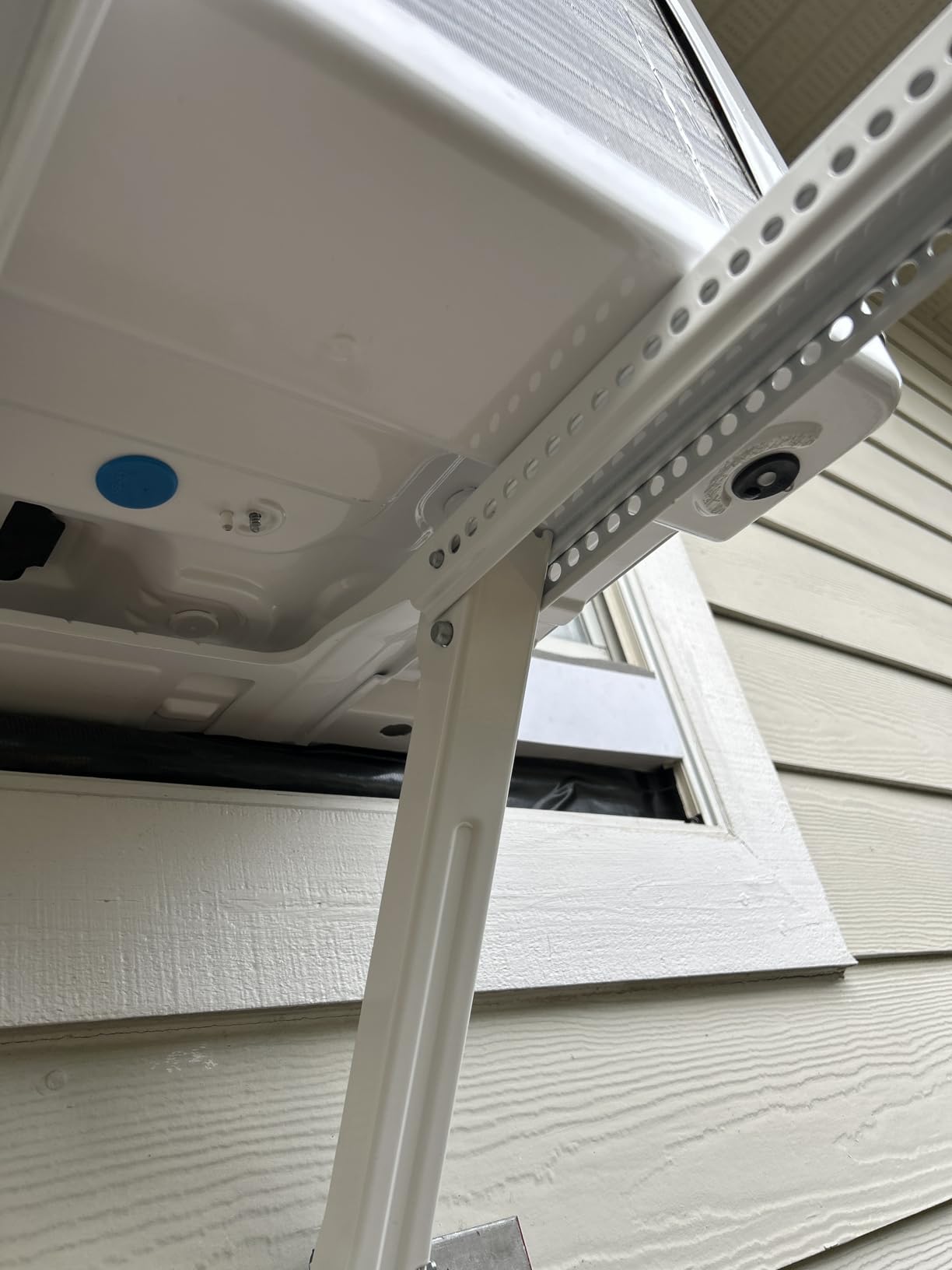 Midea 12,000 BTU U Shaped Smart Inverter Window Air Conditioner - Cools 550 Sq Ft, Ultra Quiet with Open Window Flexibility - Alexa/Google Assistant Compatible - 35% Energy Savings, Remote (Updated) customer photo 2
