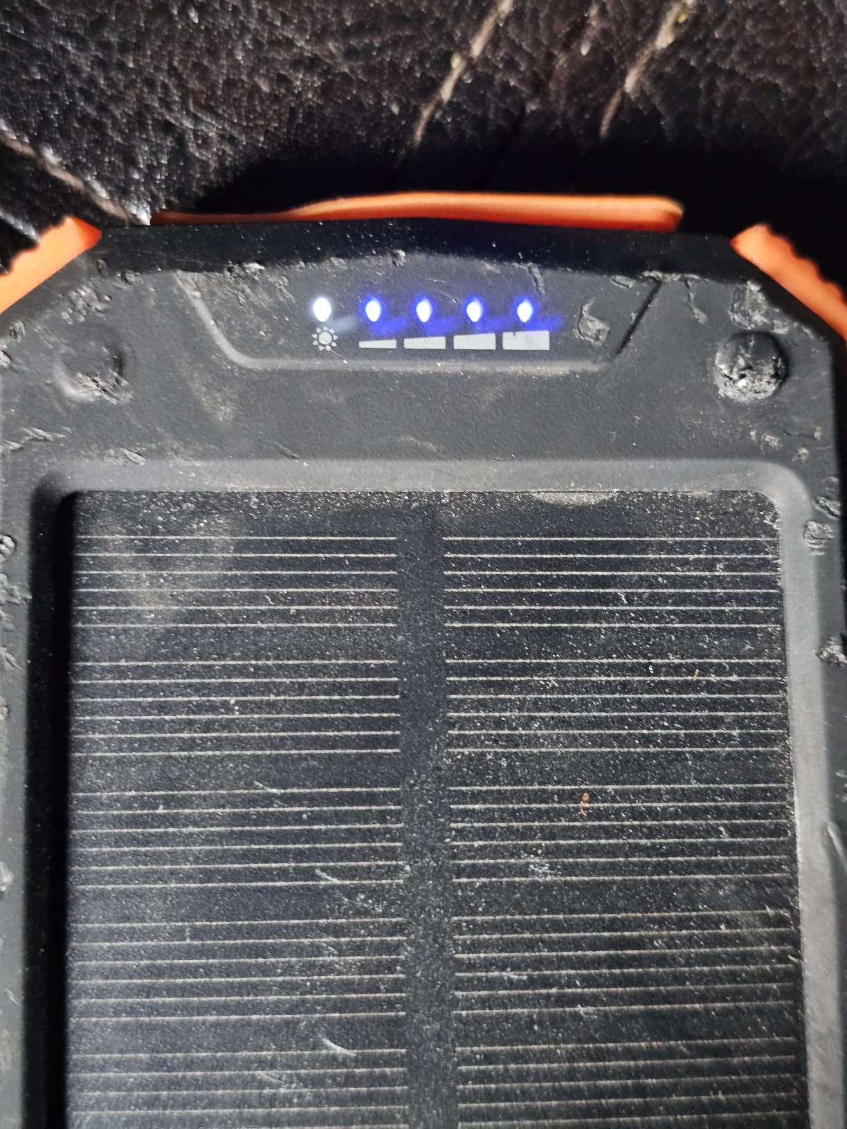 BLAVOR Solar Power Bank 10,000mAh, Portable Wireless Charger, 20W Fast Charging External Battery Pack with USB C for Cell Phones, Solar Panel Charging with Dual Flashlight for Camping customer photo 1