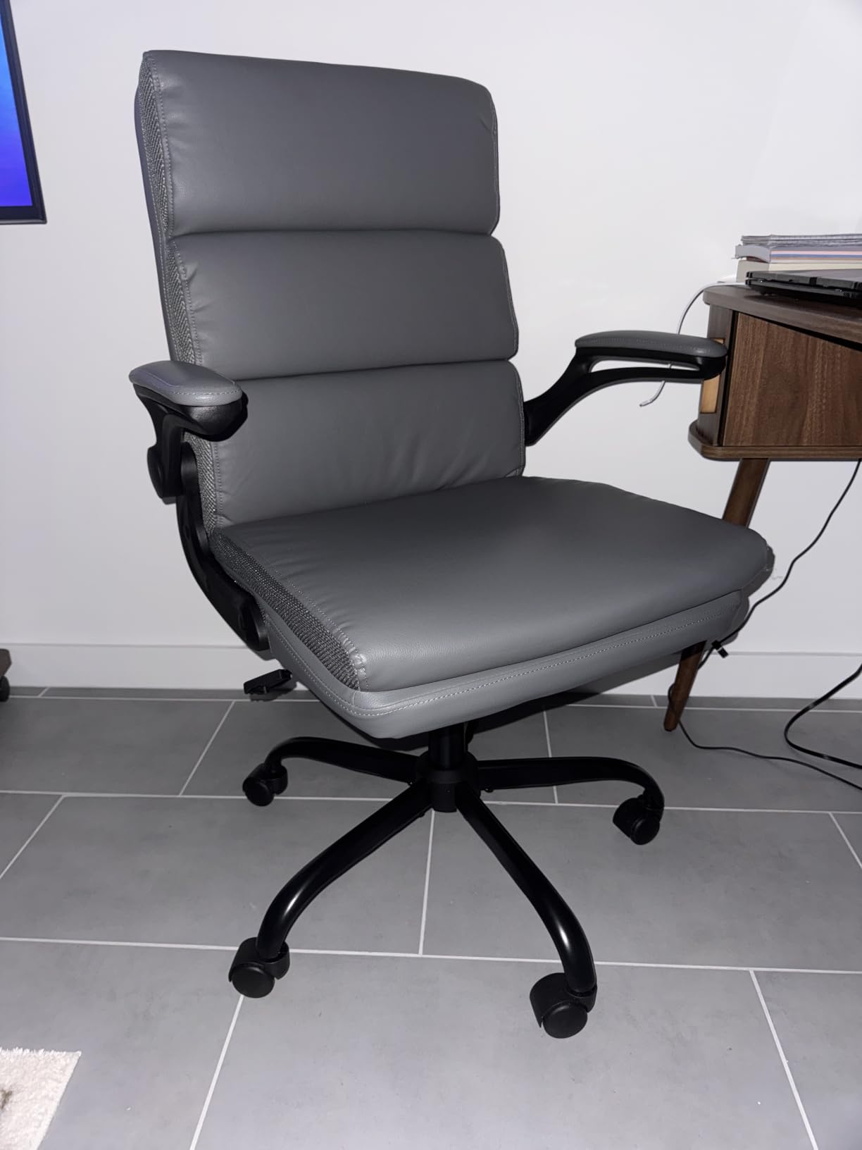 amseatec Small Desk Chair, Comfy Office Chair, Flip-Up Arms for Home | 3-zone mid backrest and dual-layer cushion add comfort; PU upholstery, 90° upright lock, 115° tilt, rocking mode; 300lbs customer photo 1