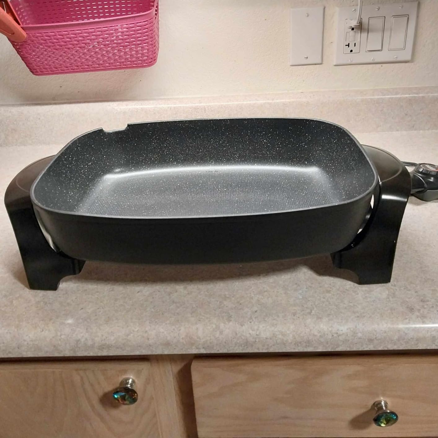 Elite Gourmet Ceralast Ceramic Electric Skillet, 12.5Qt, Black/Gray | Xtra-Deep 4