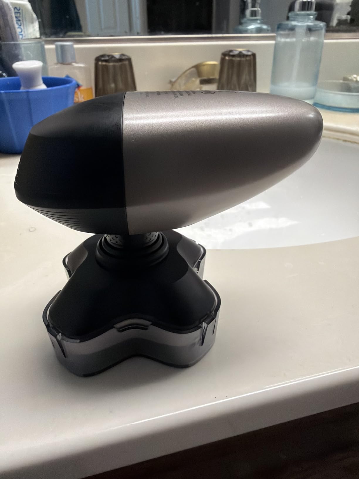 Philips Norelco Head Shaver Pro 9000 Electric Shaver, Clean & Gentle Shave | Electric Shaver for Men and Women, 360° Flexing Head, ComfortCut Blades, PowerAdapt Sensor, 90-Min Runtime, HS9980/40 customer photo 1