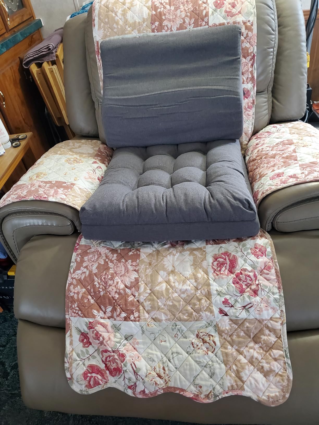 baibu Memory Foam Recliner Cushion with Lumbar Pillow, 20 x 20 x 5 in, Black | Patented dual-layer foam adds comfort and height, with lumbar pillow, non-slip base, and removable machine-washable cover customer photo 1