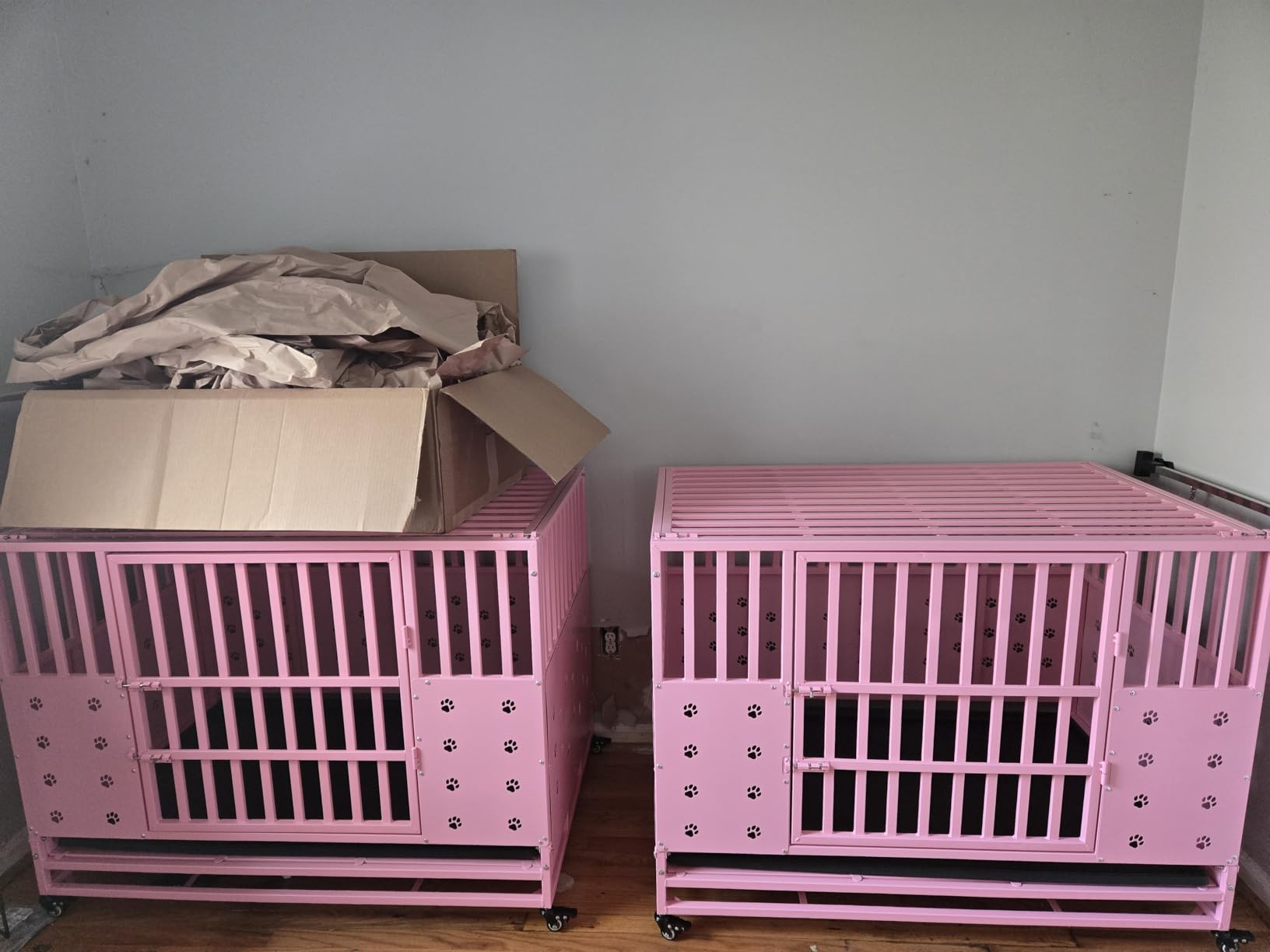 Cammoo 48'' Heavy Duty Dog Crate/Kennel for Large Dogs Indoor | Upgraded Chew-Proof Panels, Comfort-Widened Floor Panel, Adjustable Internal Height, Easy-Access Wide Door, 4 Lockable Wheels customer photo 2