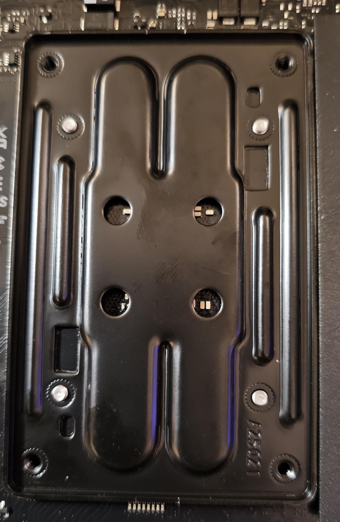 ASRock A620AI WiFi AMD AM5 Mini-ITX Motherboard, Supports AMD Ryzen 9000/8000/7000 Series Processors, DDR5 8200+ (OC), PCIe 4.0, Dual LAN, WiFi 6E, 8+2+1 Power Phase customer photo 2