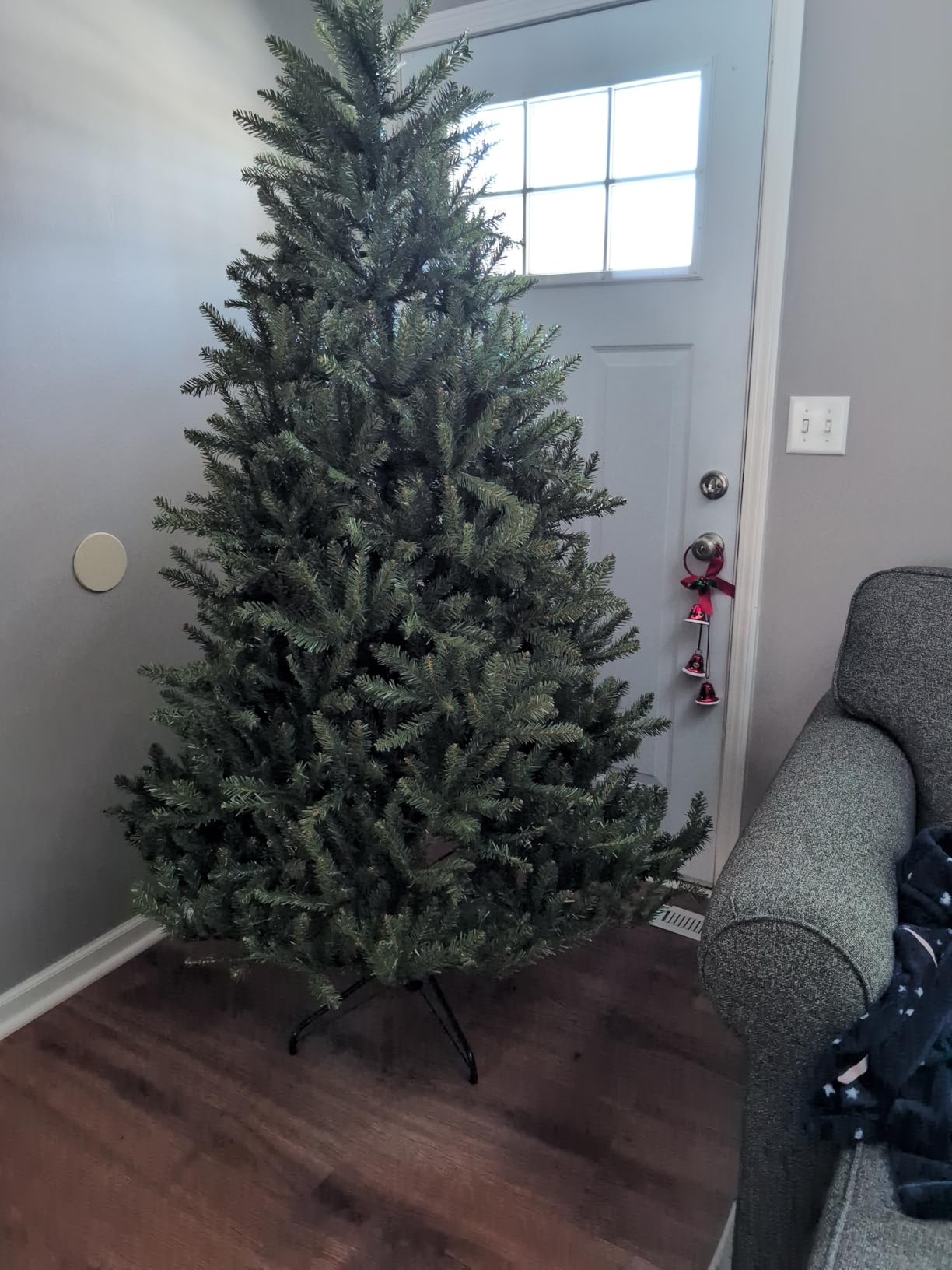 7FT Unlit Christmas Tree Green, Dunhill Fir Artificial Tree with 2144 PVC Branch Tips, Realistic Full Shape, Foldable Metal Stand for Indoor Home, Office & Holiday Decoration customer photo 2