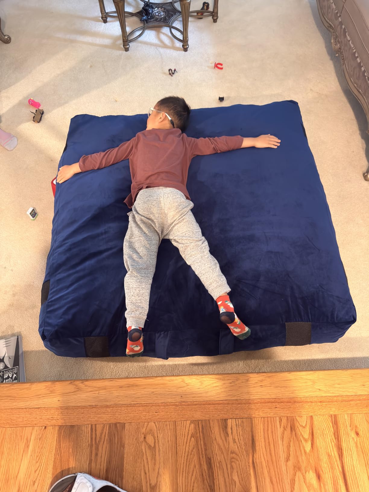 Crash Mat for Kids Sensory Room, 4 x 4 Ft / 5 x 5 Ft Anti-Slip Foam Pad | Shredded Foam Crash Sensory Pad for Kids, Soft Washable Cover Easy to Clean, Easy to Move with Handles, Gift for Children customer photo 1