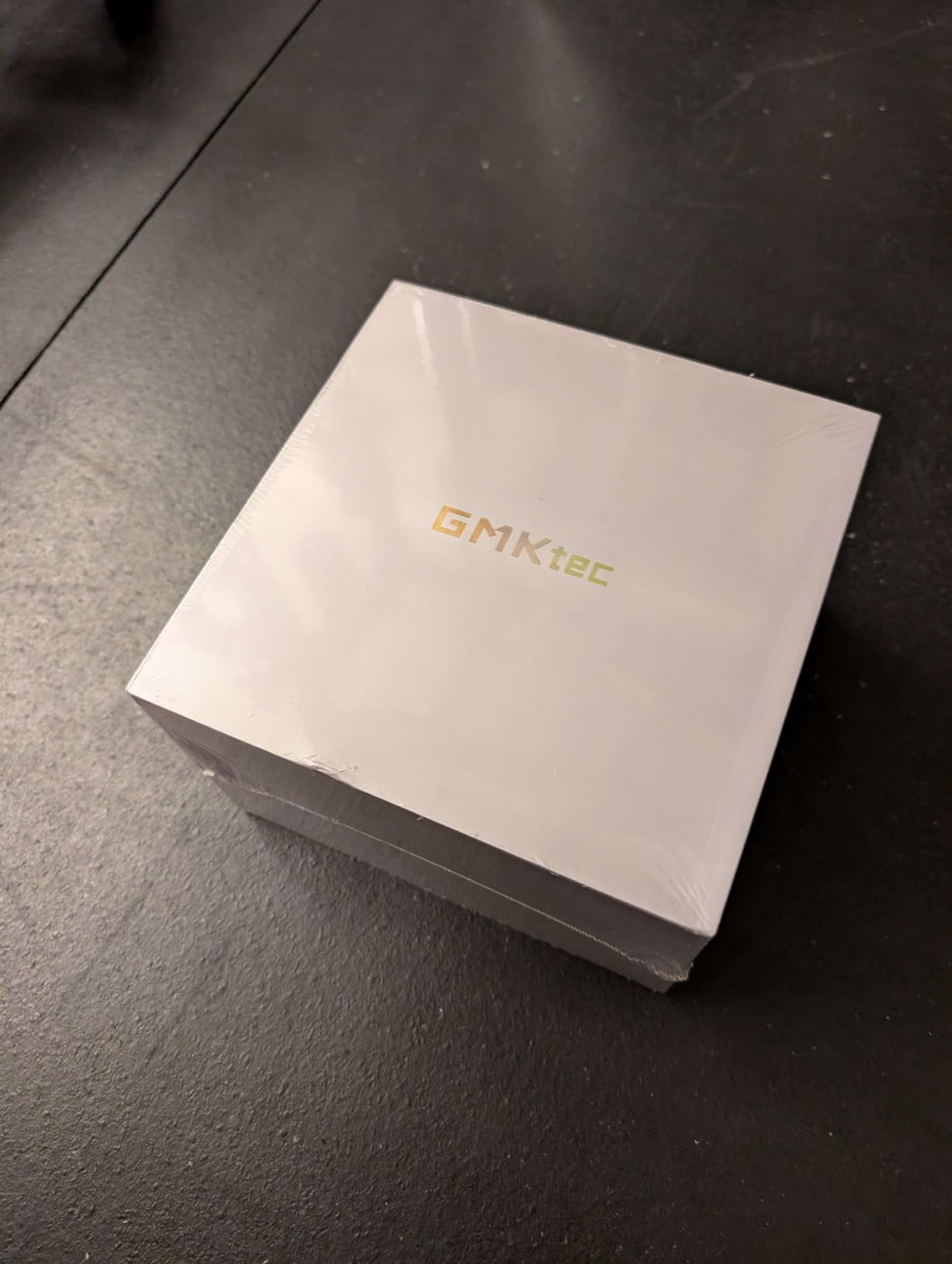GMKtec K12 Gaming Mini PC AMD Ryzen 7 H 255 (Max 4.9GHz) 32GB DDR5 1TB SSD | Radeon 780M Mini Computer With OCuLink, USB4, Quad 4K Outputs, HDMI 2.1, DP 1.4, Dual 2.5GbE, WiFi 6E, BT 5.2 For Gaming customer photo 2