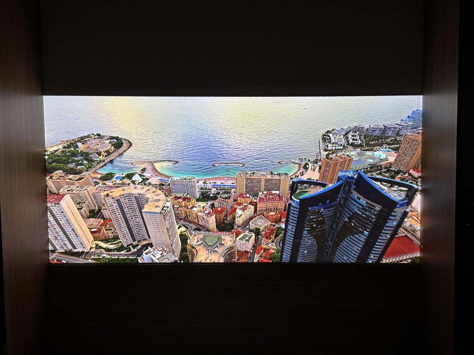 Aurzen EAZZE D1 MAX 1000 ANSI Google TV Projector with 4K Support & MEMC | 20W DoIby Audio, Native 1080P, HDR10, Auto Focus & Keystone, Zoom, Smart Home Theater Movie Projector with WiFi and Bluetooth customer photo 1