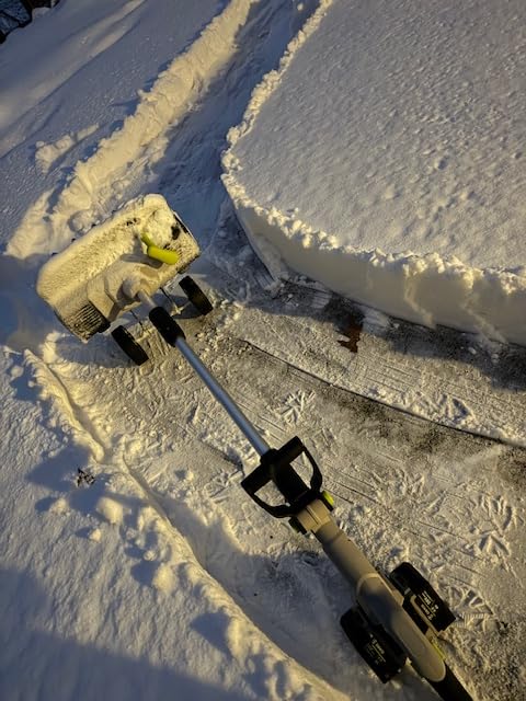 Cordless Snow Shovel: DEKOPRO 40V|17-Inch Cordless Snow Blower, Electric Snow Shove with Adjustable Chute, Lightweight Electric Snow Blower for Sidewalks & Stairs (2x20V Batteries) customer photo 1