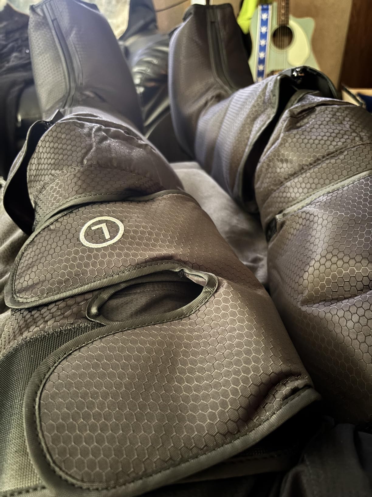 Leg Massager with Heat, Compression Boots for Circulation and Pain Relief | 3 Heat, 6 Intensities, 6 Modes, Pressure Sensor, Gift for Friends&Families customer photo 2