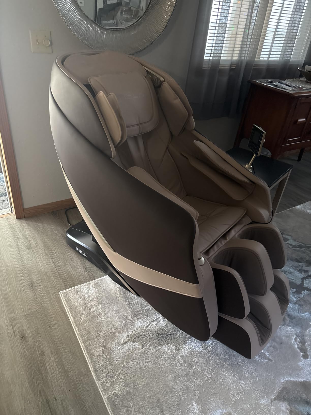 RELX Massage Chair Full Body, Zero Gravity, Airbag Shiatsu, SL-Track, Beige | Zero Gravity Massage Chair with 13 Modes, Body Scan, Foot Massage with Extendable Calf Rest, Heating, Yoga, AI Control customer photo 1