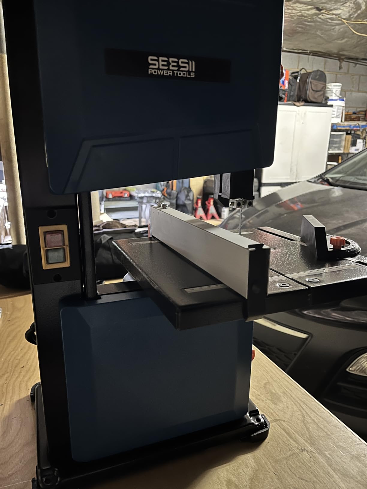 SEESII Benchtop Band Saw for Woodworking: 3A-120V Bandsaw with 8