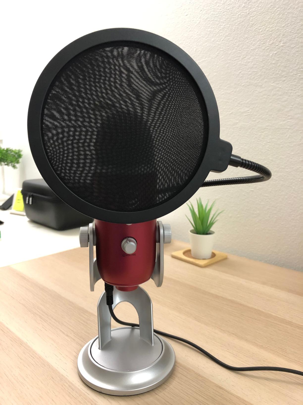 NEEWER Microphone Isolation Ball Shield Pop Filter, Portable Windscreen Mic Cover for Studio Vocal Booth Recording, Sound Absorbing Five Layer Foam Acoustic Equipment for 43-68 mm Mics, MS012 customer photo 1
