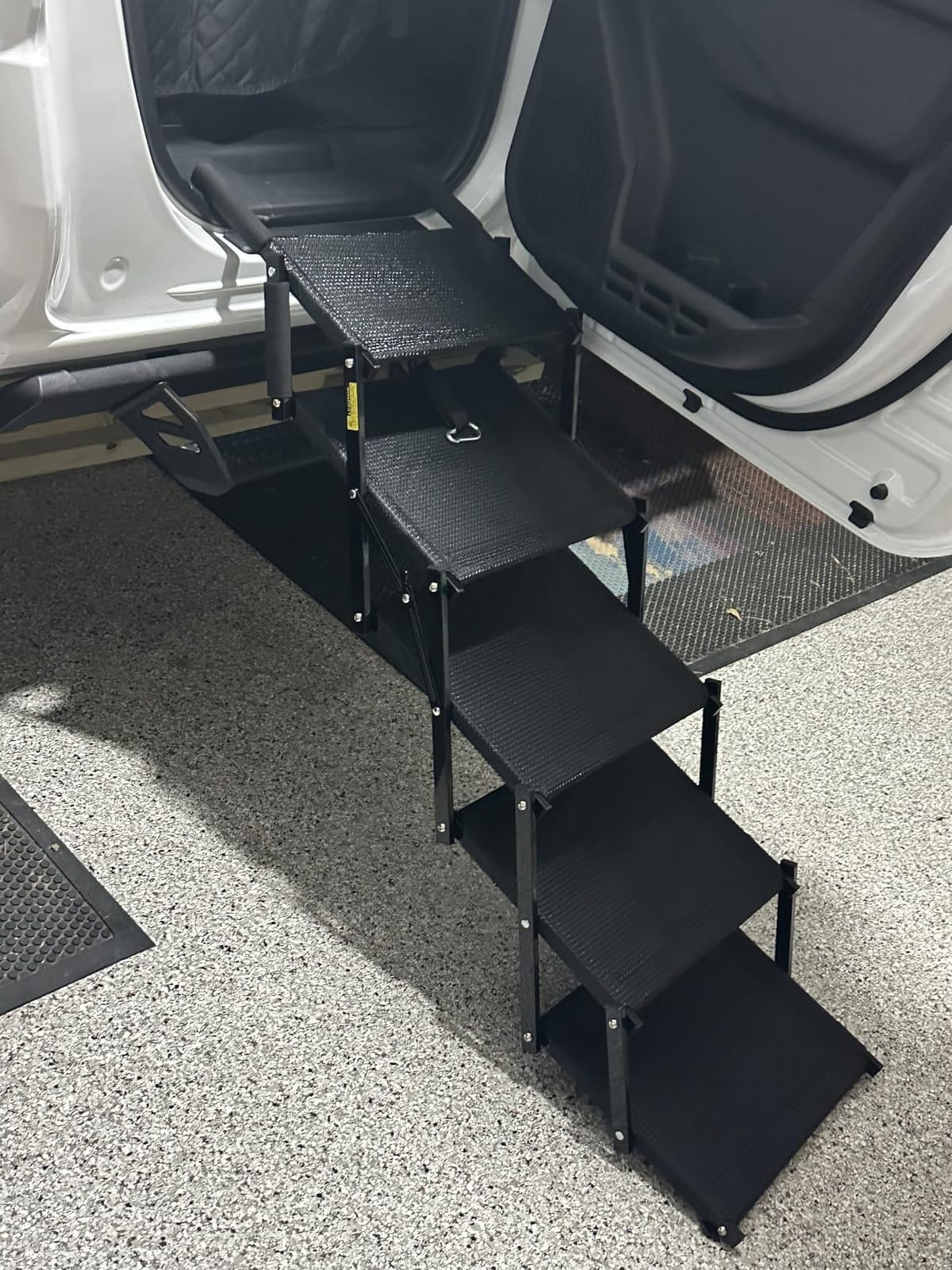Oiilores Foldable Dog Stairs for Large Dogs - Extra Wide Pet Ramp for Cars, SUV, Non-Slip Surface, Supports Up to 250 Lbs, 5 Steps customer photo 2