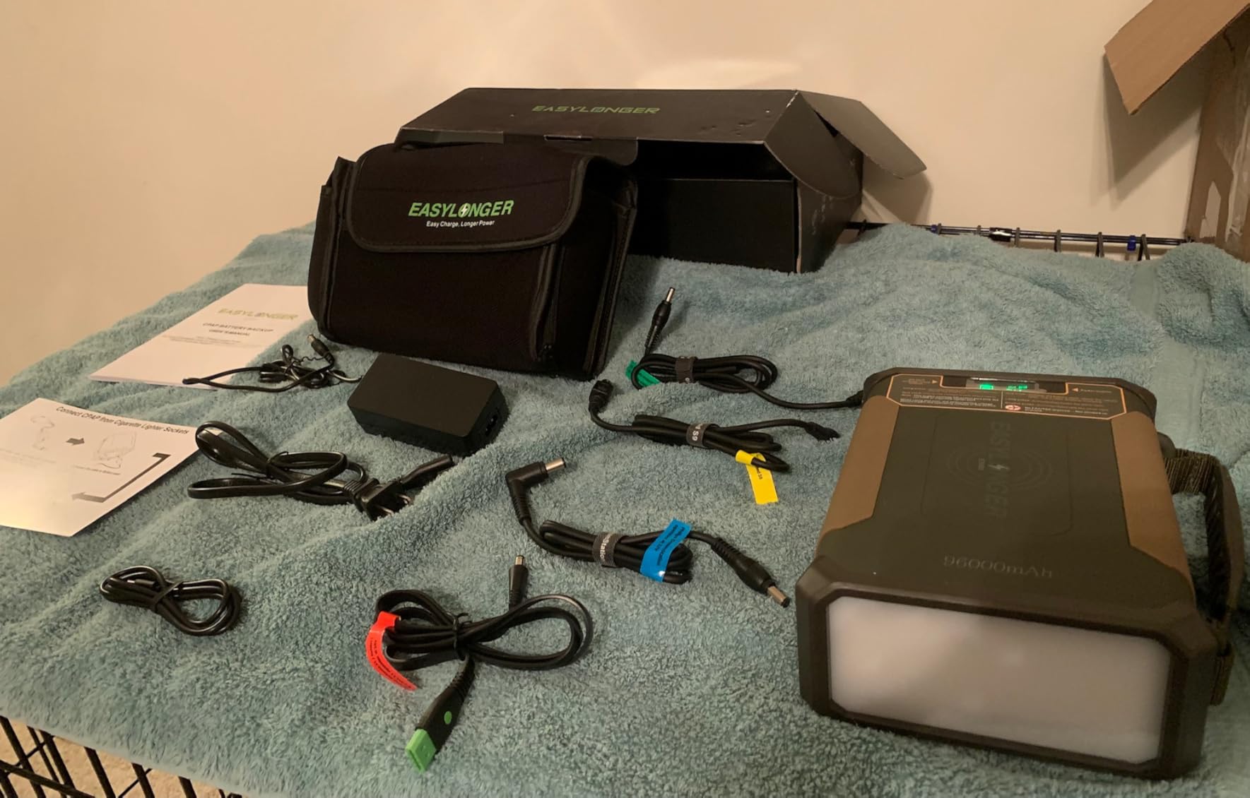 EASYLONGER ES960 CPAP Battery Backup 297.6Wh LiFePO4, Multi-Night CPAP Power Supply for AirSense 11/10, AirCurve 10/11, AirMini, DreamStation/2 - Travel, Camping, Outdoor, Blackout & Emergency Use customer photo 2