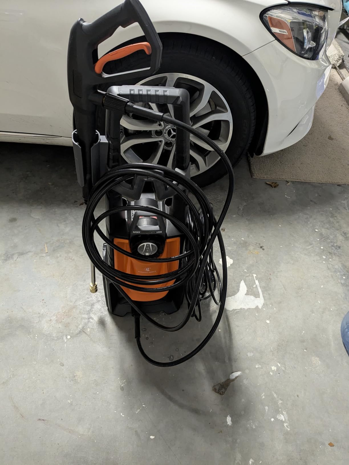 Giraffe Tools Electric Pressure Washer, 2400 PSI 2.3 GPM with 4 Quick-Connect Nozzles, 20FT Hose & Foam Cannon, Powerful Washer for Cars/Road/Driveways/Fences customer photo 2
