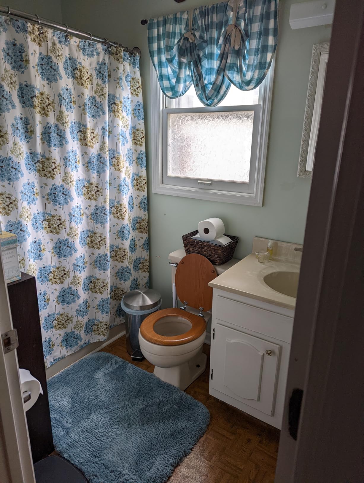 Gerber Viper Force Elongated Two-Piece Toilet, Soft-Close Seat, White | Strong flush clears the bowl every time | Seat lifts off in seconds for easy cleaning | Tool-free install kit included customer photo 2