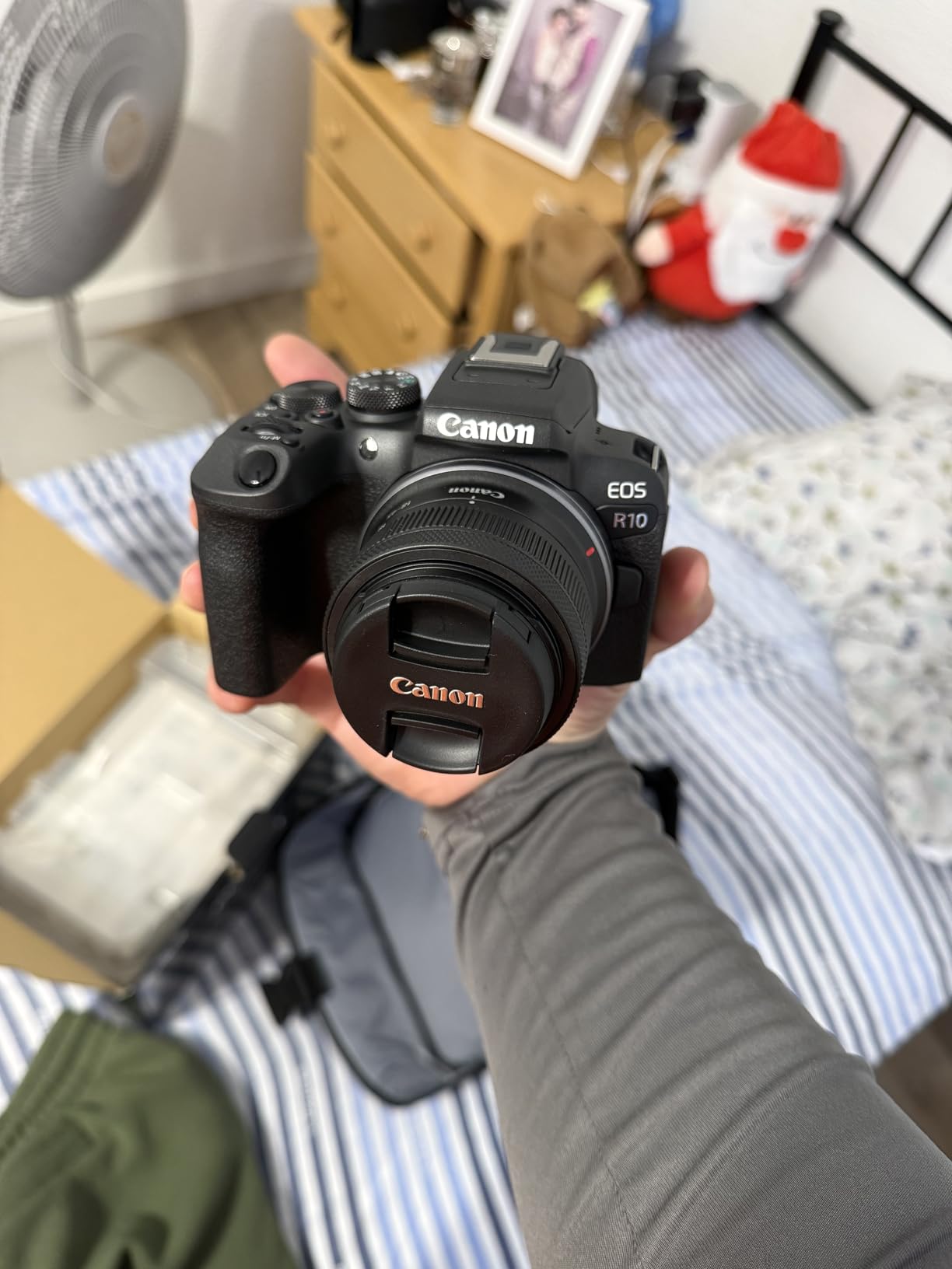 Canon EOS R10 Mirrorless Camera with 18-45mm Lens (5331C009) Bundle | For Beginner Photographers & Vloggers | 24.2MP APS-C Mirrorless Camera | 4K Video + 64GB Memory Card + Camera Bag customer photo 1