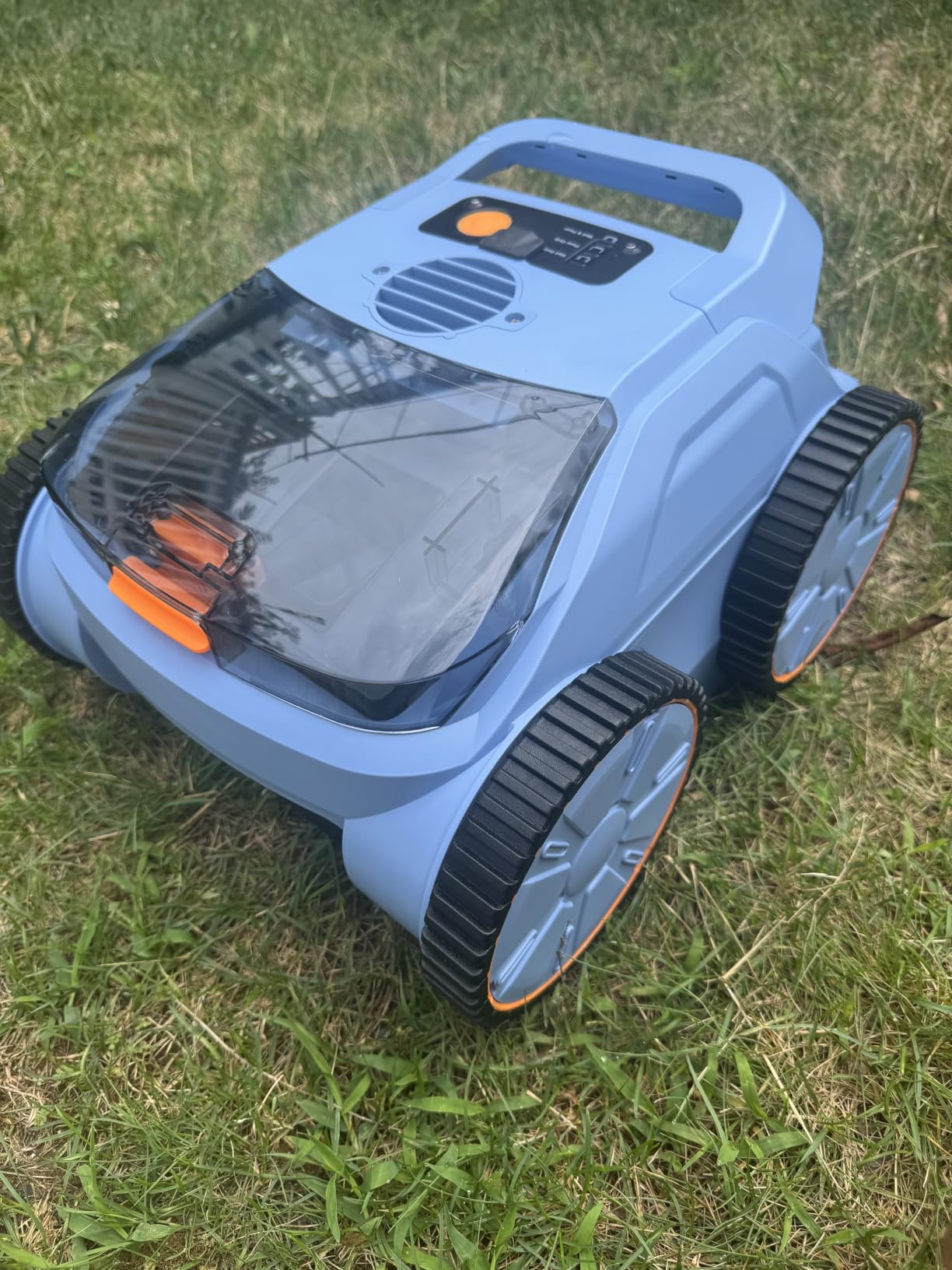 Cordless Robotic Pool Cleaner, 180 Mins Runtime Self-Parking Pool Vacuum for Above Ground Pools, Wall Climbing Automatic Pool Robot - NOT Suitable for Pools with Sharp Steps/Raised Drains customer photo 2