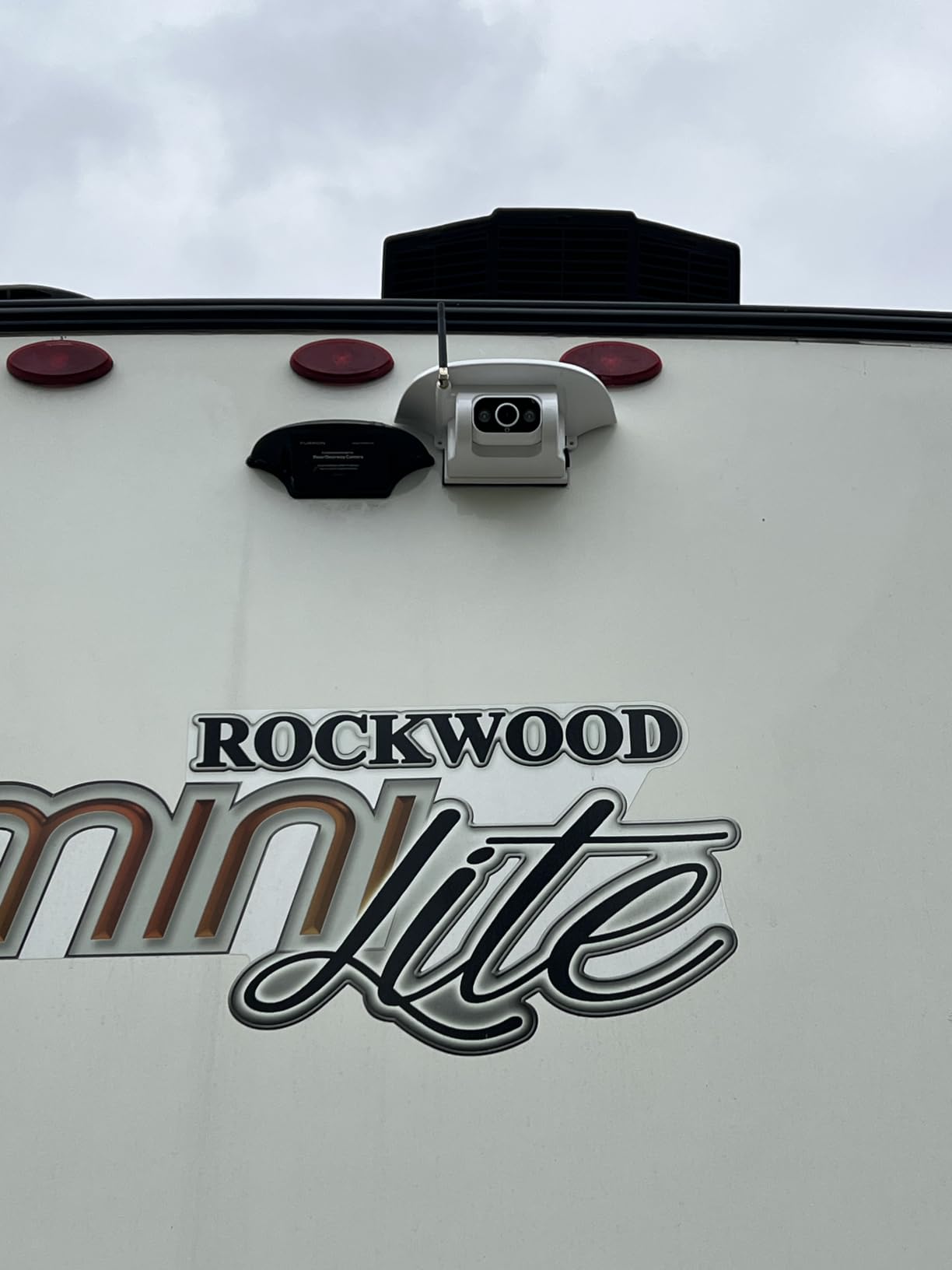 HD 1080P Wireless Backup Camera - Clear Day and Night Vision for Towable RV | 1S Strong Magnetic Mount Easy Setup, See Up to 65FT, Solar Powered Keeps RV Backup Camera Running All Time, 7.3