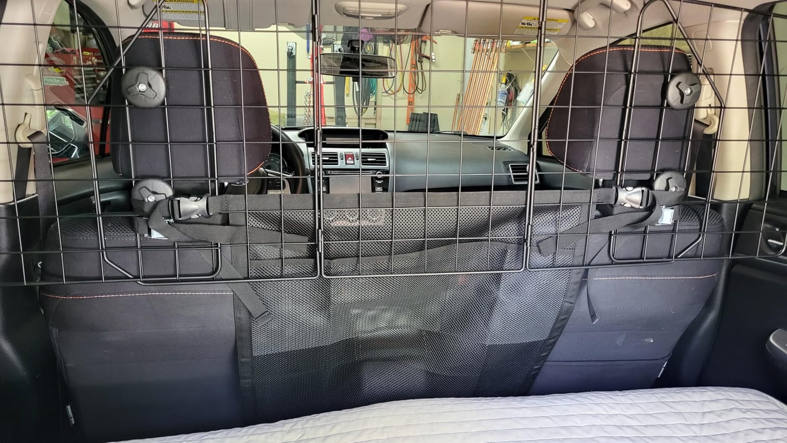 ERYTLLY Dog Car Barrier for SUVs, Vehicles, Dividers, Adjustable Heavy-Duty Wire Pet Gate, Foldable Car Pet Barrier with Mesh Bag, Car Accessories Safety Travel, for Cargo Area 36.6 to 64.5 Width customer photo 2