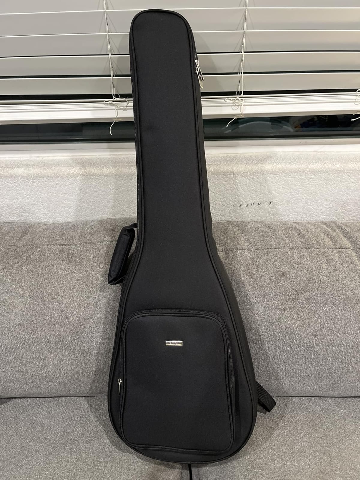Enya NOVA GO Carbon Fiber 35-Inch Acoustic Travel Guitar, Black | Lightweight 3.7 lbs Design, Moisture-Resistant Body, Easy to Carry for Adults and Beginners customer photo 2